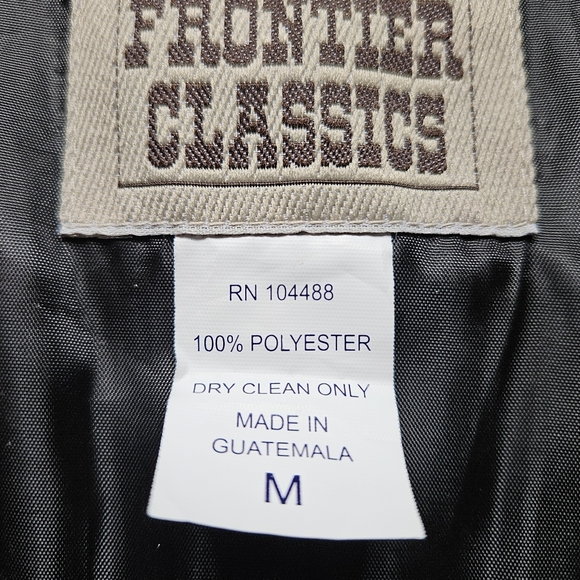 NWT Reno Vest - Picture 3 of 5